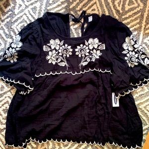 Old Navy Women’s top. Size XL